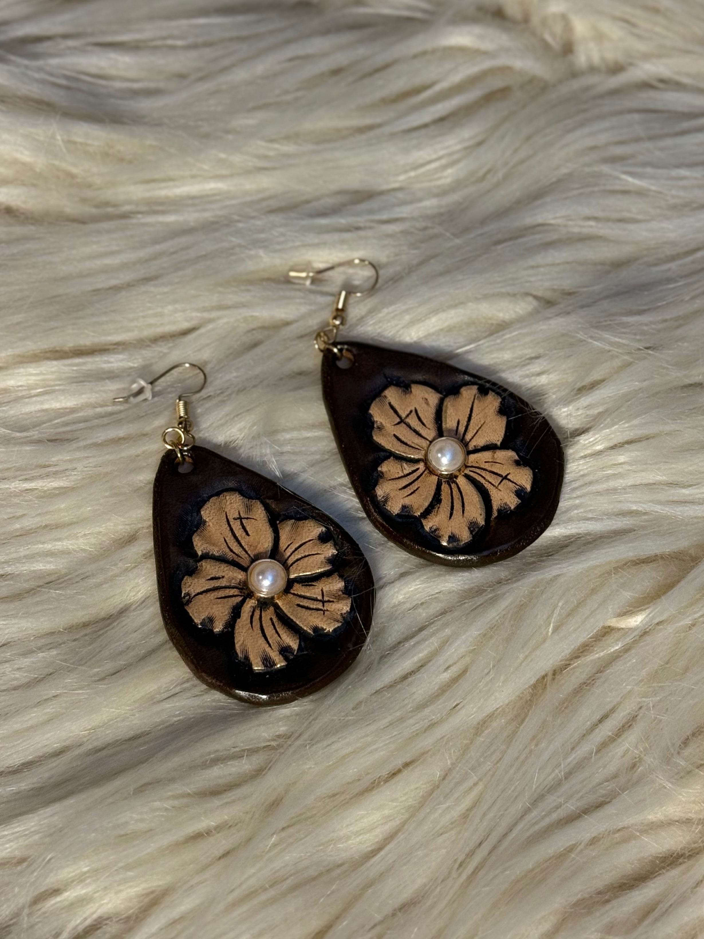 Tooled Pearl Earrings